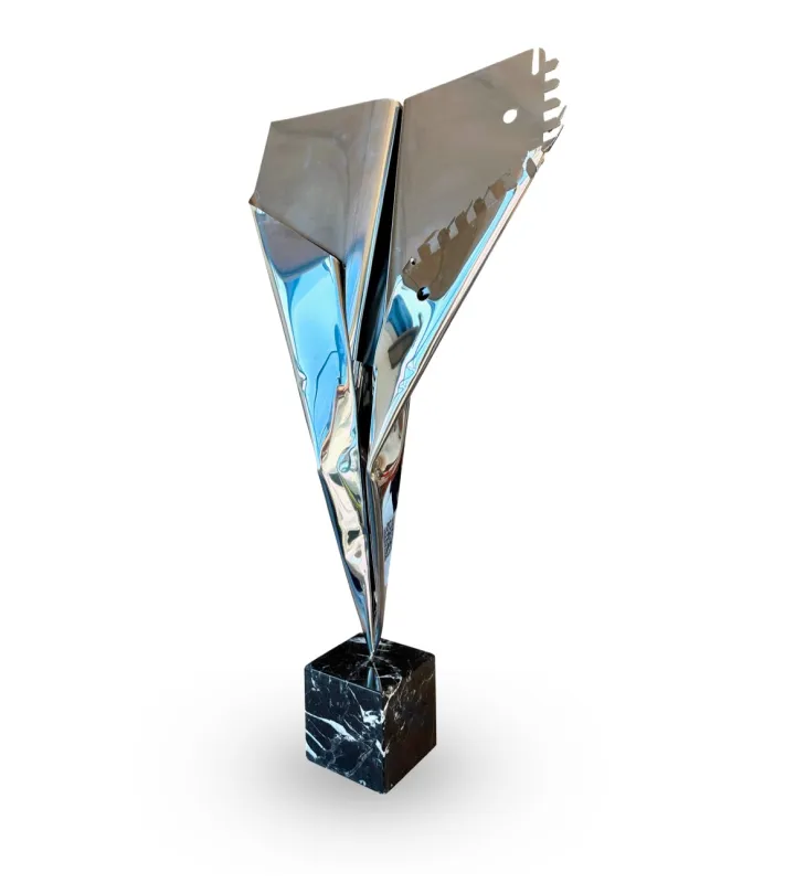 paperplane_2025_mixed_media_60cm__1x